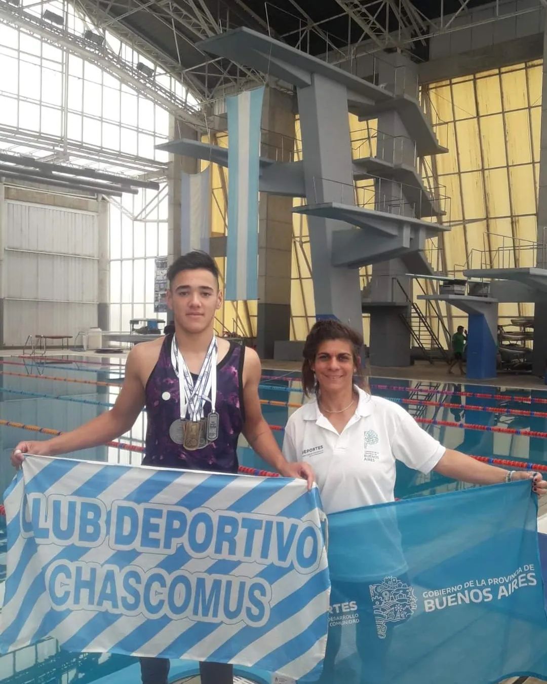 Bauti Figueroa cosechó tres medallas más y se trae cinco preseas de los